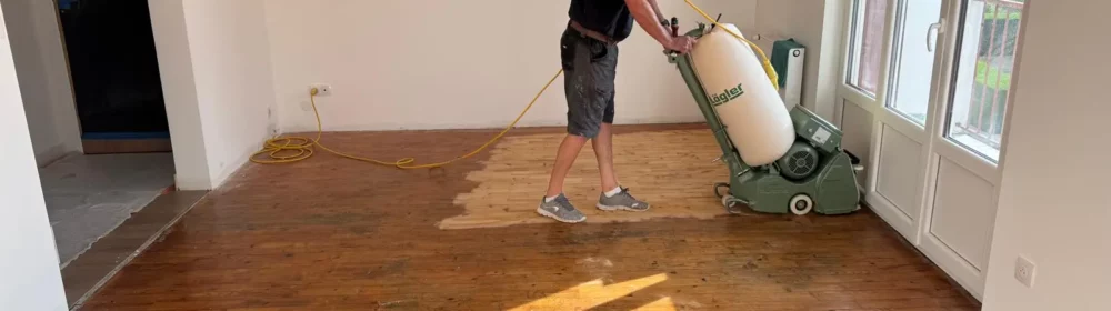 Ponçage d’un parquet en sapin à Viuz-en-Sallaz